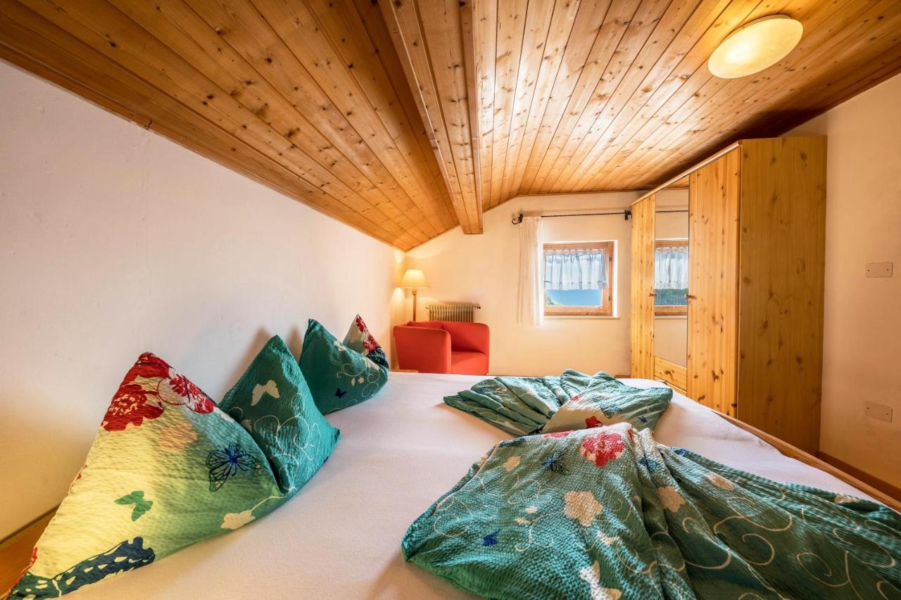 Ferienwohnung Bergblick-Schlosshof Vollan Buitenkant foto